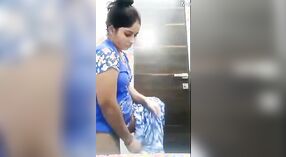 Bhabha with a big booty films herself changing in a steamy video 1 min 10 sec