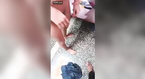 Desi Bhabhi fait une pipe époustouflante et se fait baiser dur 7 minute 20 sec