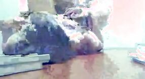 মুম্বই অফিসের একজন সচিবের হিন্দি অডিও তার বসের দ্বারা চুদাচুদি করছেন 3 মিন 20 সেকেন্ড