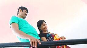 Kanpur mais bela bhabhi em um fumegante vídeo 1 minuto 20 SEC