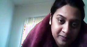 Auntie's live cam show with husband overseas 0 min 50 sec