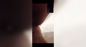 우리는 바바의 뜨거운 비디오 전음란를 보여줍니다 그녀의 음란 기술 0 최소 0 초
