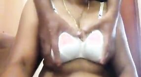 Sexo intenso e apaixonado de Manju bhabhi 1 minuto 40 SEC