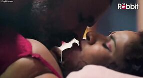 Sainia Salman ' s Sensuele prestaties in een porno Video 33 min 40 sec