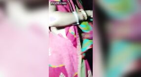 Nackte Bhabhi Dorfshow in HD 7 min 20 s