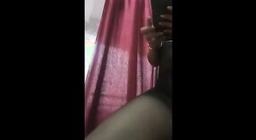 Desi ragazza prende bagnato e selvaggio con un cazzo 2 min 30 sec