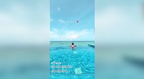 Maldivler'in VJPaaru Parvathy Videosundaki Modellerin Derlenmesi 0 dakika 0 saniyelik