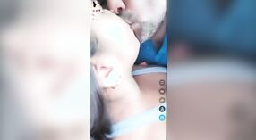 Heerlijke indiase Bhabhi ' s sensueel Tango seks Video - 1 min 40 sec