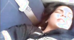 L'avventura del sesso in auto di Sanya Karachi con sesso orale e penetrativo 0 min 0 sec
