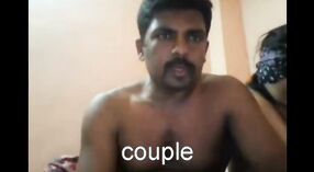 Spectacle de webcam torride de Desi bhabhi 23 minute 40 sec