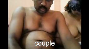 Spectacle de webcam torride de Desi bhabhi 9 minute 40 sec