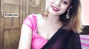 La collection de vidéos chaudes et torrides de Desi bhabi Anna 9 minute 00 sec