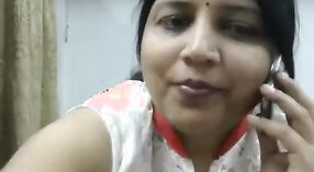 Indian bhabhi enjoys phone mms sex 0 min 0 sec