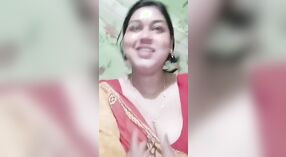 Hot video of a bhabi with a big belly button in shorts 2 min 50 sec