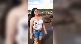 Hot video of a bhabi with a big belly button in shorts 5 min 20 sec