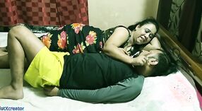Bhabhi's seducente Ki Piyas: Un piacere sensuale 1 min 30 sec