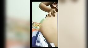 गर्म नग्न लड़की टैंगो और उसे कामुक तकनीक से पता चलता है 13 मिन 50 एसईसी