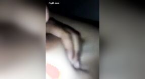 Bojo seksi kang kanca menehi dheweke eseman sak panas chatting 0 min 30 sec