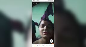 Video pribadi langsung Saka Dudhwali Tango Bhabha ing wuda 9 min 20 sec