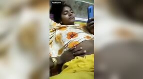 Naked Nudity Lan Susu Kopling Dolanan Karo Bhabi Sing Wis Nikah 3 min 00 sec