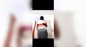 Desi bhabhi gets married to an Indian woman who is not satisfied 2 min 00 sec