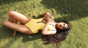Poonam Pandey strips down to her yellow sportswear in a steamy video 6 min 10 sec