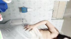 Pakistani girl Amna Khan enjoys a shower with her lover 0 min 0 sec