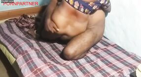 Desi femme se fait pilonner dur et rugueux 1 minute 20 sec