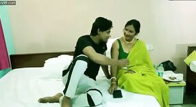 Desi porno video con Bengalka Bhudi e Devar in ruvido sesso con un sporco Bangla suono 0 min 0 sec