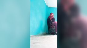 Una ragazza in un vestito hijabi fa un pompino e si fa scopare 3 min 20 sec