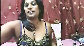 Nasya bhabhi's steamy webcam show 3 min 00 sec