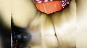 Hardcore fucking với một cô gái trẻ người cho một blowjob và được đập 2 tối thiểu 00 sn