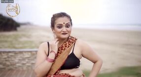 Le sari rouge de Dolon est le moyen idéal pour pimenter sa tenue 3 minute 40 sec