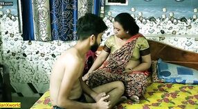 Indiano village bhabhi prende giù e sporco con adolescente in caldo sesso video 4 min 20 sec
