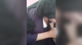 Bocah-bocah wadon Hijabi njelajah seksualitas karo pacar 1 min 20 sec