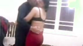 Пакистанская пара исследует свою сексуальность в этом страстном видео 1 минута 20 сек