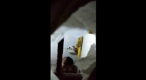 Douche avec le voisin bhabhi d'Anita sous la douche 1 minute 30 sec