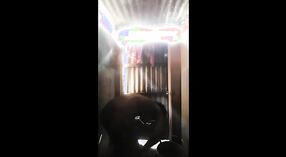 Bengaoli's nudo video cattura il suo sensuale bagno tempo 0 min 50 sec