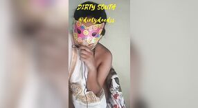 Pertunjukan Tango Selatan Sensual Trisha 5 min 00 sec