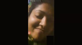 Appel vidéo Amusant avec un Bhabi marié 2 minute 20 sec