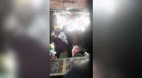 전체 길이 비디오의 파키스탄 여자 엿 그녀의 상점 소유자 27 최소 10 초