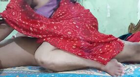 Sahoo bhabhi sensuale masturbazione 6 min 50 sec