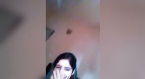 Eccellente caldo Pakistano ragazza prende cattivo su macchina fotografica 0 min 40 sec