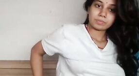 Sunny Bhabhi's Steamy Cam Session 16 min 20 sec