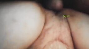 Close-up di Desi coppia intenso gemendo e cazzo di sessione 1 min 20 sec