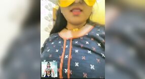 Sheela Bhabi Kang Wuda Lesbian Nuduhake Karo Loro Mesum Wanita 5 min 00 sec
