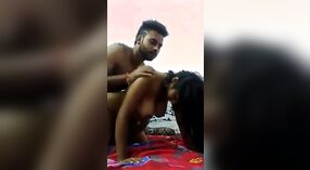 Desi menina recebe martelou duro de dela amante em isto fumegante vídeo 1 minuto 20 SEC