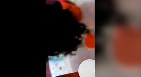 Bela Desi adolescente fica danado em vídeo HD 1 minuto 40 SEC