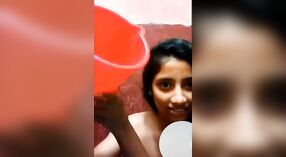 Beautiful Desi Teen Gets Naughty in HD Video 3 min 10 sec