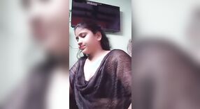 Aarohi ' S Tango Kinerja Iku Kudu-Ndeleng 5 min 00 sec